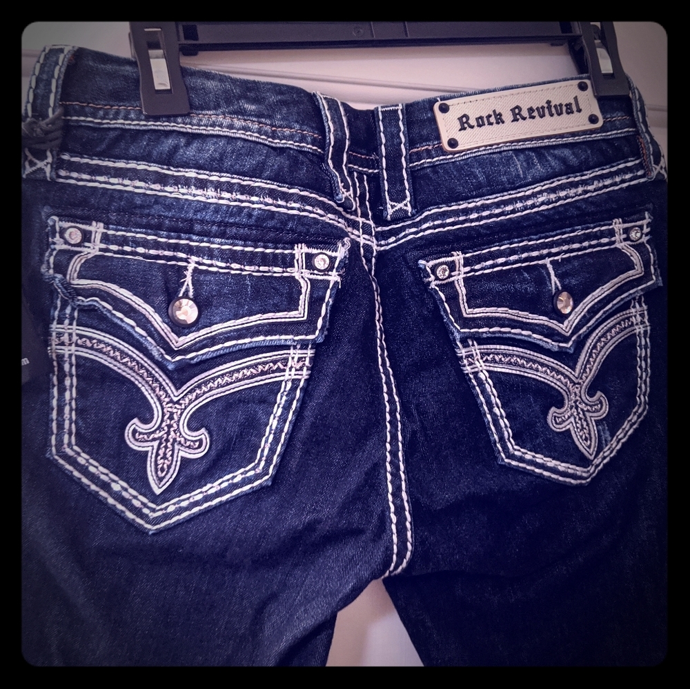 Rock Revival Woman's Capri's NEW jeans